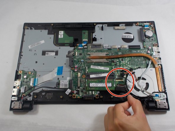 Toshiba Satellite S55t-C5225 Screen Assembly Replacement: crwdns2935265:013crwdnd2935265:02crwdnd2935265:03crwdne2935265:0