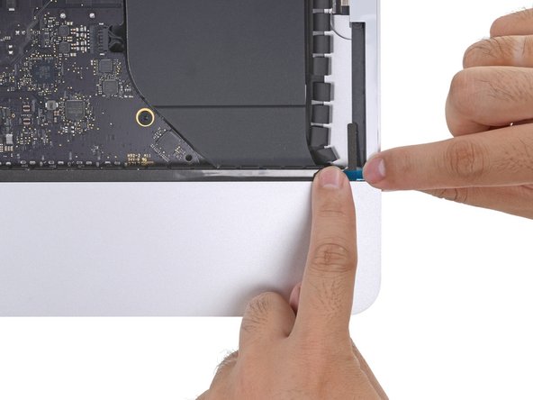 iMac Intel 27" Retina 5K Display 2020 Display Adhesive Replacement: crwdns2935265:018crwdnd2935265:02crwdnd2935265:02crwdne2935265:0