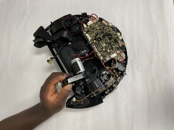 Kyvol Cybovac L20 Brush Roller Motor Replacement: crwdns2935265:011crwdnd2935265:02crwdnd2935265:02crwdne2935265:0