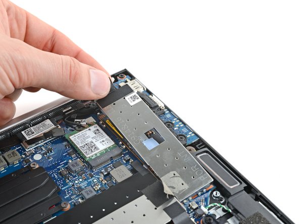 HP EliteBook 840 G9 SSD Replacement, Remove the SSD shield: crwdns2935265:010crwdnd2935265:02crwdnd2935265:03crwdne2935265:0