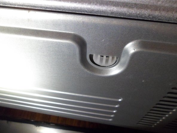 Panasonic NR B 53 V1  Refrigerator ventilator / fan cleaning: step 10, image 2 of 3