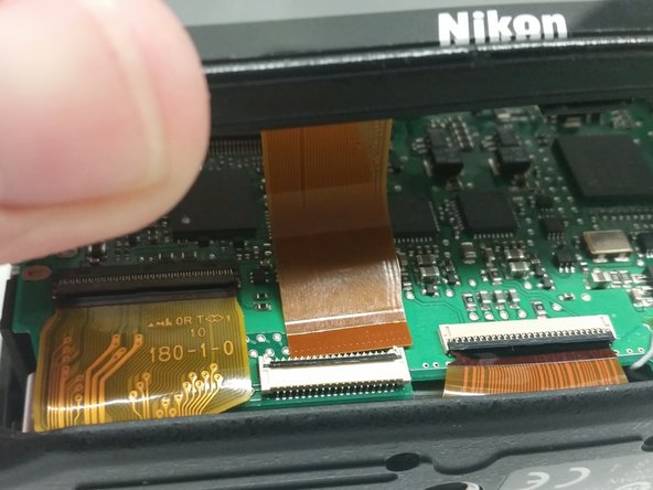 Nikon D3000 LCD Screen Cover Replacement: crwdns2935265:03crwdnd2935265:03crwdnd2935265:03crwdne2935265:0