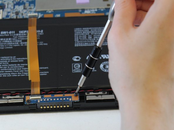 Acer One 10 S1003-114M Rear Camera Replacement: crwdns2935265:04crwdnd2935265:03crwdnd2935265:03crwdne2935265:0