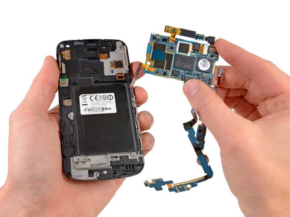 Samsung Galaxy Nexus Teardown: crwdns2935265:08crwdnd2935265:02crwdnd2935265:02crwdne2935265:0