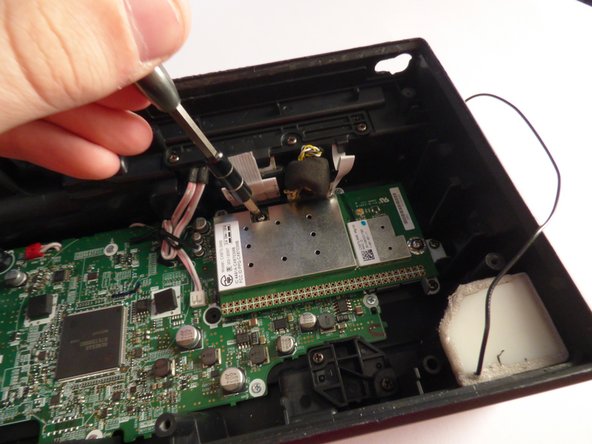 Sony SRS-X7 AM/FM Chip Replacement: crwdns2935265:07crwdnd2935265:02crwdnd2935265:02crwdne2935265:0