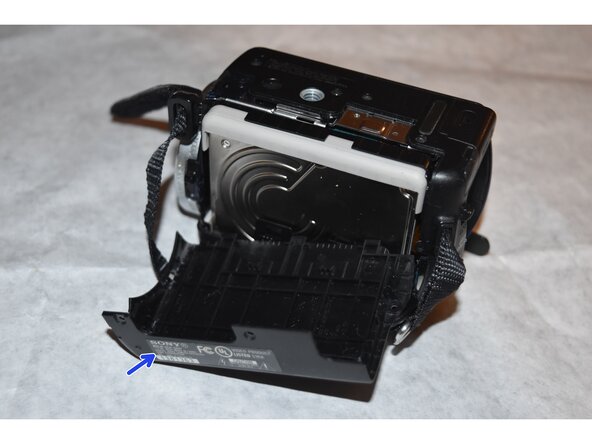 Sony Handycam DCR-SR 47 Hard Drive Replacement: crwdns2935265:04crwdnd2935265:02crwdnd2935265:02crwdne2935265:0