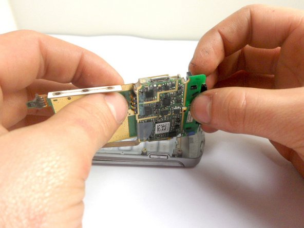 LG VX8700 Motherboard Replacement: crwdns2935265:06crwdnd2935265:03crwdnd2935265:03crwdne2935265:0