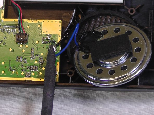 Garmin Nuvi 2597LMT Speaker Replacement: crwdns2935265:04crwdnd2935265:02crwdnd2935265:02crwdne2935265:0